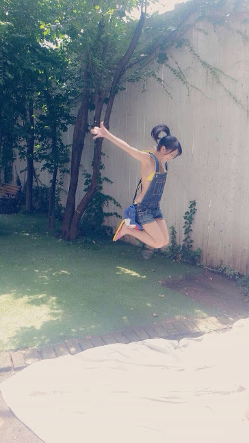 akibeya:  よるみーおん(´-ω-`) 今日は撮影などなどいろんなことしましたー！ そしてお仕事が早く終わったので。。… 向井地美音