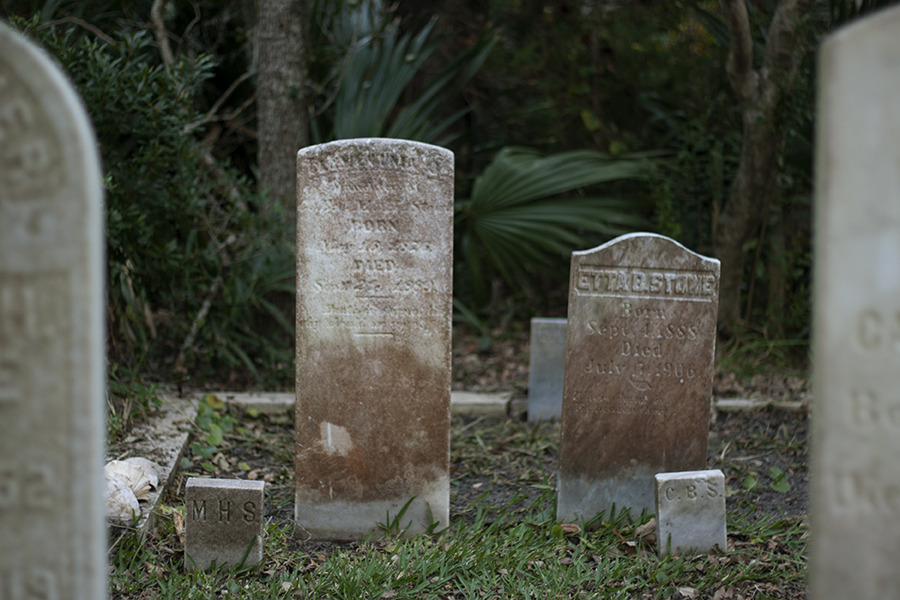 graveplaces:  Hatteras Community Cemetery