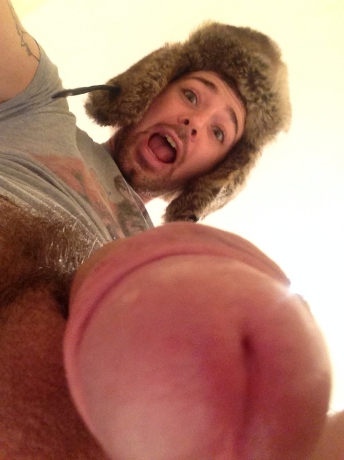 ...AND YET ANOTHER UNNECESSARY GAY NUDITY BLOG