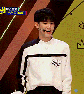 astroscicada:Eunwoo playing song charadesWho said this boy can’t dance?Bonus: Can you name all the s