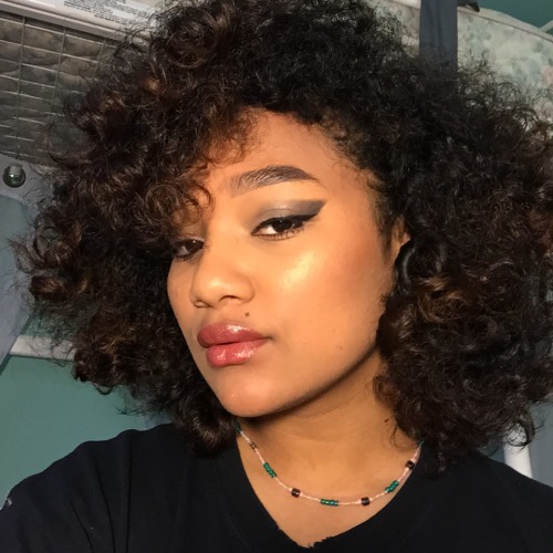 lani-p:lani-p:  im glowin  my highlight was on and poppin that day