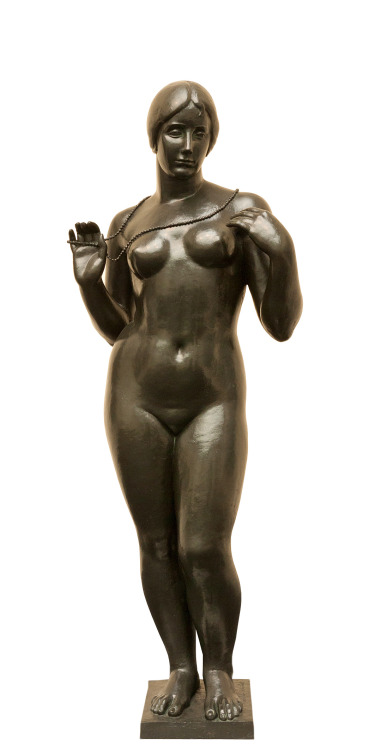 sulphuriclike:  Aristide Maillol_Vénus au Collier_1918 1928 