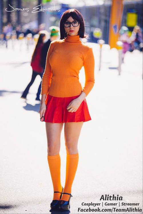 cosplayandgeekstuff:    Team Alithia (Australia) as Velma Dinkley.Photos by:  James Edwards Freelance  