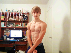 yourassisminebitch:  Muscles on twinks give me such a hard on