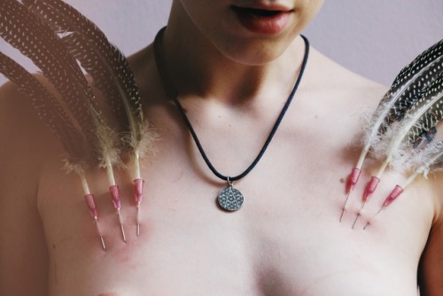camdamage:  i’ll fly away, oh glory | cam damage by self[more here]