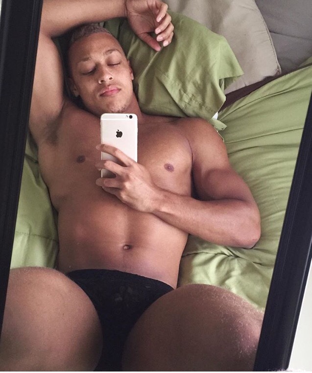 juseatthedamncake:  aworldofmenz:  A World of Menz  www.juseatthedamncake.tumblr.com/archive