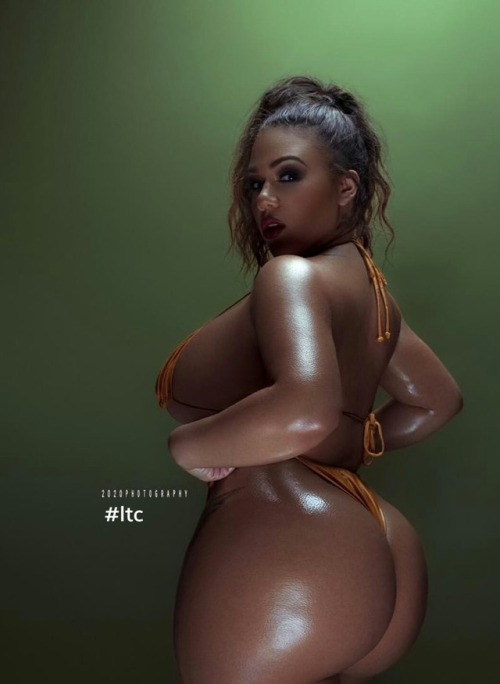 addicted2curvez:  #lovethemcurves #supersexy #Curvz_Nation #cake_Nation #curvology