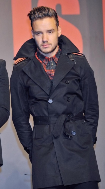 musiclover-1d:  Liam at This Is Us Premiere in Tokyo - November 3, 2013  Not a fan of this jacket