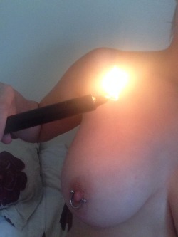 lilperv16:  Wax play on tits.