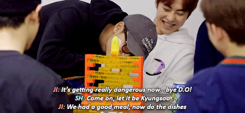 kyungsooskhakipants:EXO Heart4U EP 5&6 // Kyungsoo the master of Jenga