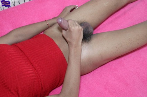 carlos8774:  I play ..I cum..you lick