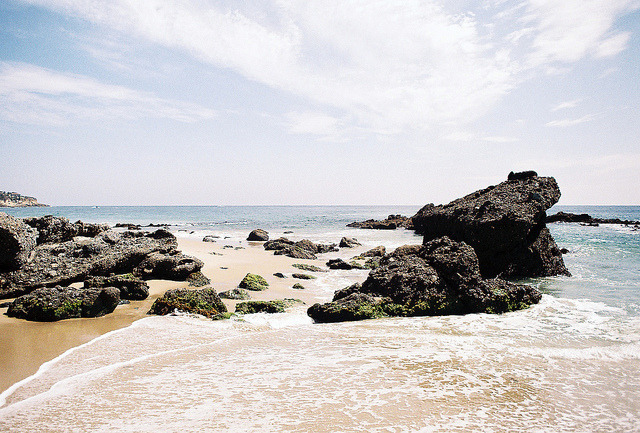 melepeta:  untitled by kylesipple☬ on Flickr. 