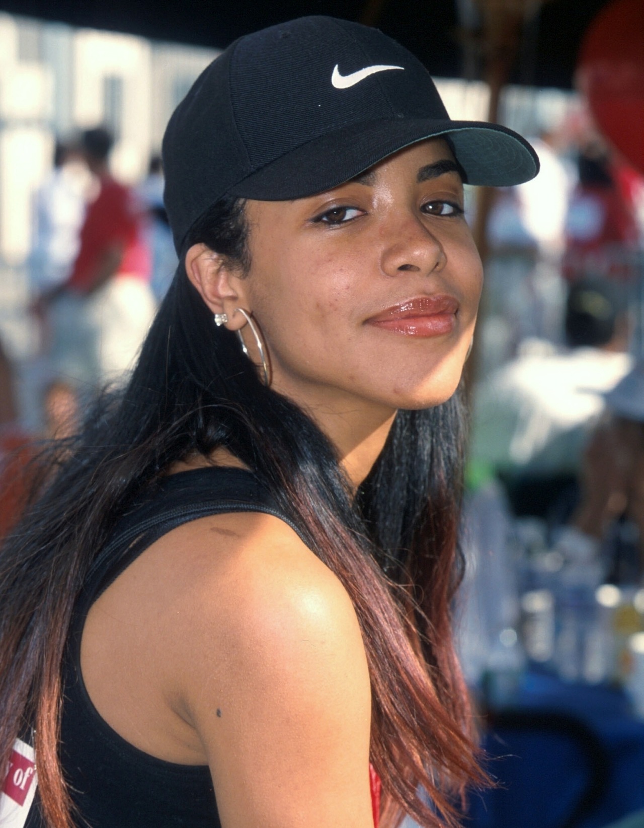 queen-aaliyah:  Aaliyah attending the Revlon Run/Walk For Women May 13, 2000 in Los