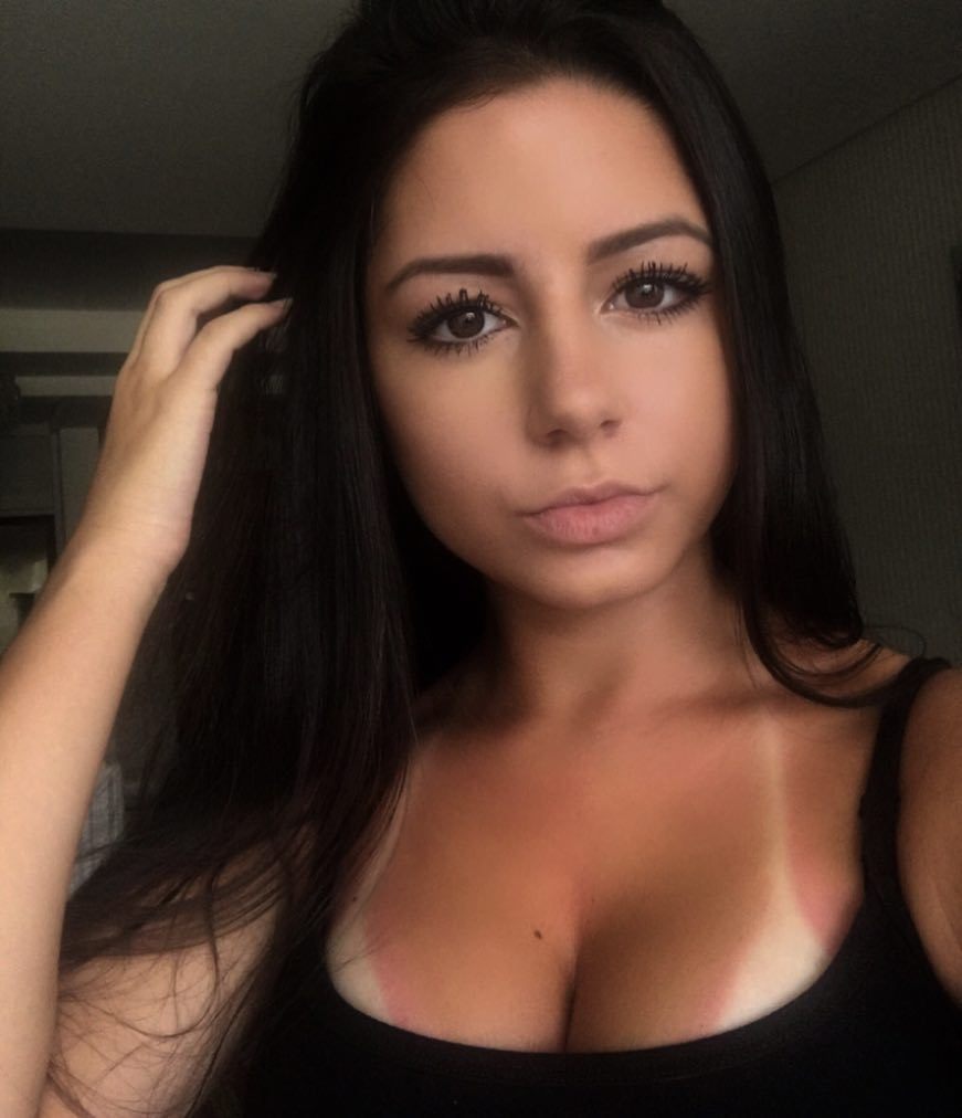 •••