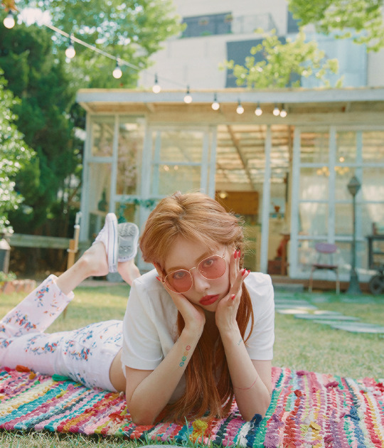 sowonis:  Hyuna for Singles Magazine