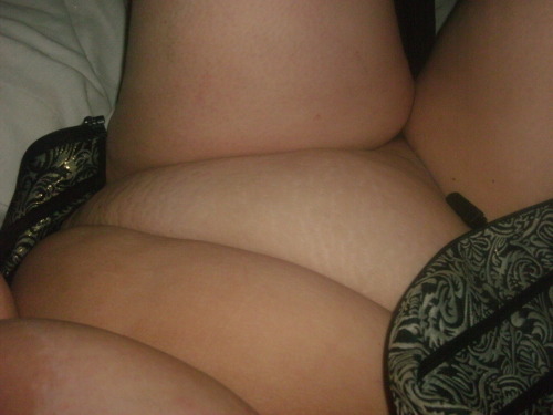 mylonelybreasts:  on the edge adult photos