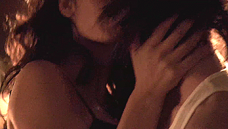 lesbiansilk:  The L Word (2006) - s03e02 - Katherine Moennig &amp; Sarah Shahi