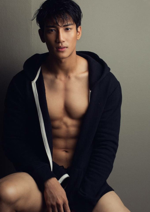 fiofers:jbrandon704:A collection of Sexy Asian Gods from all over the net.jbrandon704.tumblr.