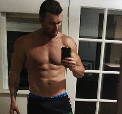 uteandfooty: Hot Aussie str8 guy pt2