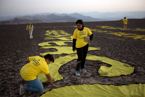 This Greenpeace Stunt May Have Irreparably Damaged Peru&rsquo;s Nazca SiteThe Peruvian government is