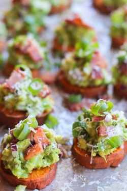 foodffs:  Roasted Sweet Potato Rounds with Guacamole and BaconReally nice recipes. Every hour.Show me what you cooked!