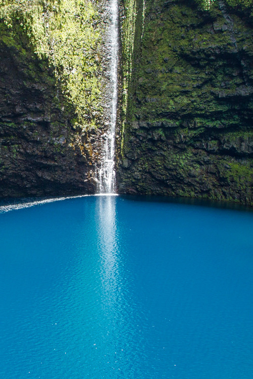 earthyday:Cascade Chaudronby Lëahcim Thazard