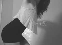 myclassywife:A little black skirt with no