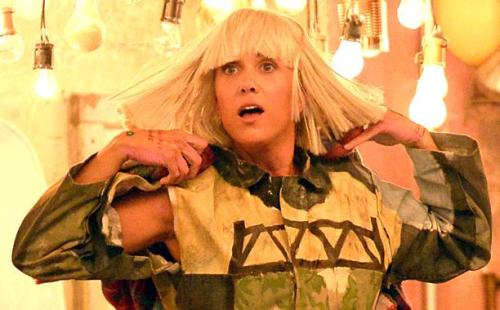 Porn dr-jill-holtzmann:  Kristen Wiig and Maddie photos