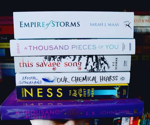 SURPRISINGLY, THESE ARE ALL THE BOOKS I PURCHASED IN THE MONTH OF SEPTEMBER! I don&rsquo;t have 
