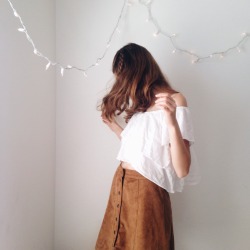 sprouhty:  dancing around in my new skirt