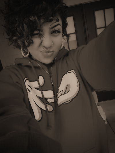 flyestfemales:  flyestfemales 