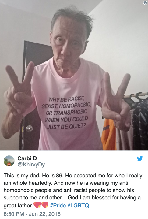 buzzfeedlgbt:PARENTSATPRIDE (x)