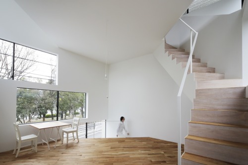 jpn-arch:  Spiral Window House // Alphaville {ph cr. Kai Nakamura}