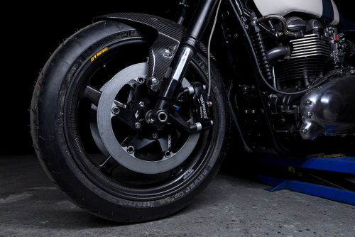 caferacerbursa - Bad Winners’ lightweight Thruxton cafe