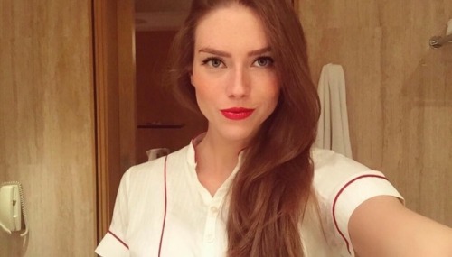 winged-perfection:  Nathalie - beautiful hosty from Emirates Airlines
