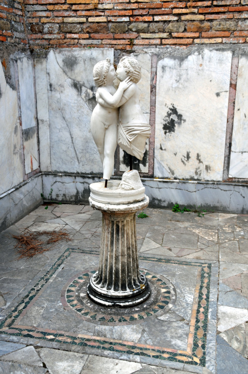 The House of Cupid and Psyche in Archaeological Area of Ostia Antica, Italy.Photos by Dennis Jarvis.