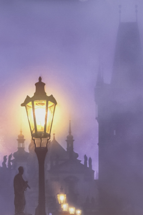 Lamp post in the morning fog at the Charles Bridge, Prague 