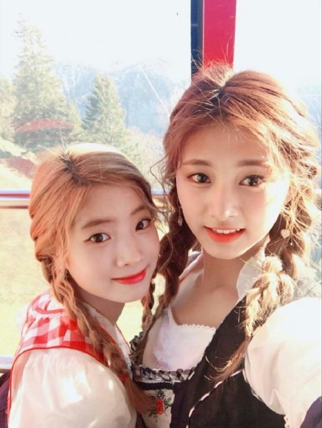 FAVOURITE TWICE PICS