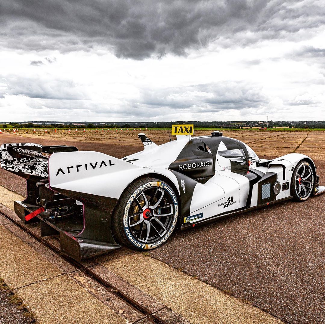 Гоночный автомобиль Roborace