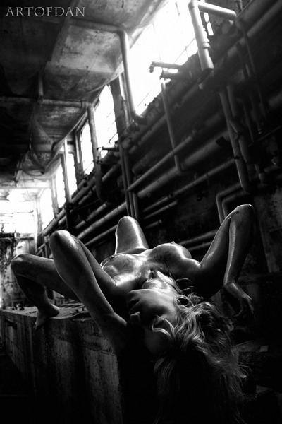 artofdan:  my series nostromo - thx model “Flora” released in 2009.  inspiration: