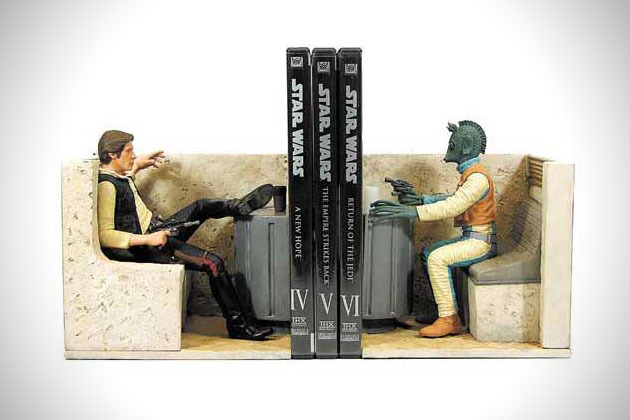 themerje:  15 Coolest Bookends For Your Home Library (via HiConsumption)