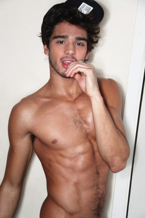 Porn bo2bo:  MARLON TEIXEIRA   photos