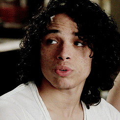 gravitywon:Anthony Ramos as Julio on Younger