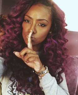 pinkcookiedimples:  Justine slays my liiifeee