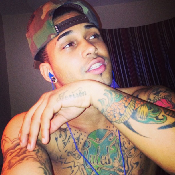 bluebangz:  Instagram: _jerison Twitter: @jerisonxxvii