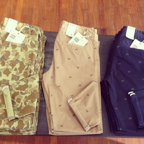 rooftopglows:  leimailemaow:  We’ve got the freshest cane pants in @carharttwip #manchester come get some! #BigDaddyCane #Selvage #Detail #Aldux #Camo #FancyPants  I really want a pair of these.