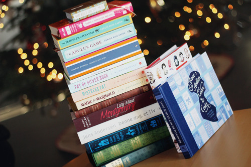 paperbackcastles:  &lt;3 Christmas book haul! 