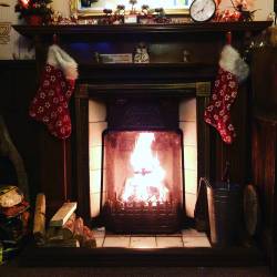 Aahhh&hellip; Cosy Christmas Comforts #localpub #reallogfire #cozychristmas (at The Globe)