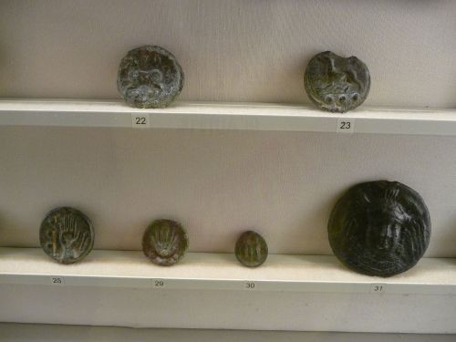 Palazzo Massimo - early Roman bronze coinsAes grave (heavy bronze), 4th century BCE(Pic 2: Roman As 