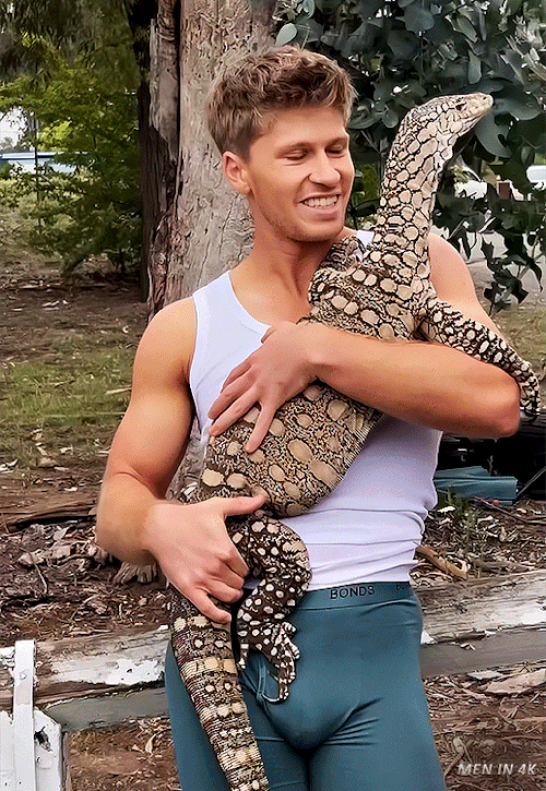 ROBERT IRWIN BONDS Underwear Campaign I BTS I 2025